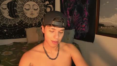 Snapshot of victorino_jhonson chatting on 01-18-25, 11:22 Victorino Jhonson online show from 01-18-25, 11:22