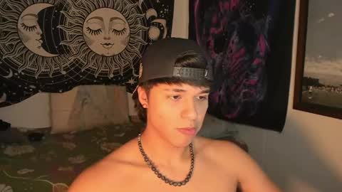 Snapshot of victorino_jhonson chatting on 02-02-25, 12:19 Victorino Jhonson online show from 02-02-25, 12:19