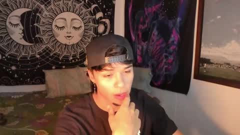 Snapshot of victorino_jhonson chatting on 03-10-25, 03:34 Victorino Jhonson online show from 03-10-25, 03:34