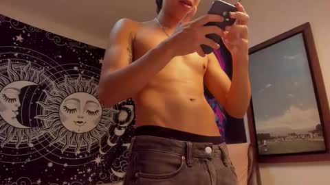 Snapshot of victorino_jhonson chatting on 05-13-26, 06:49 Victorino Jhonson online show from 05-13-26, 06:49