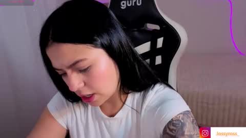 V  I C  T O R I A  online show from 01-05-26, 06:55