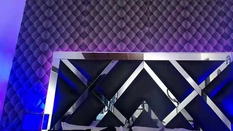 victtoria lee online show from 11-08-25, 07:34