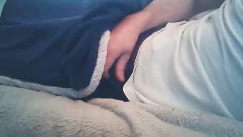 vicvictoree online show from 11-13-25, 08:02