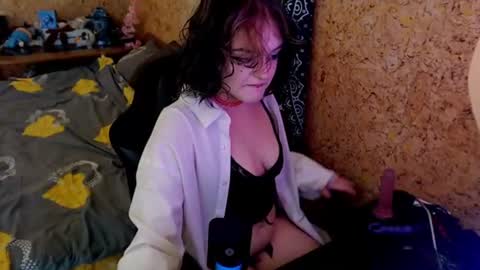 Moon online show from 07-28-26, 10:54