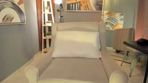 vienah_louis online show from 02-27-26, 02:55