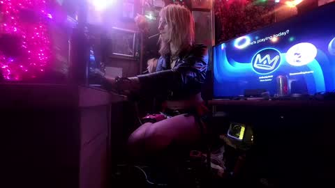 Vie ViXiiiN online show from 04-21-26, 09:37