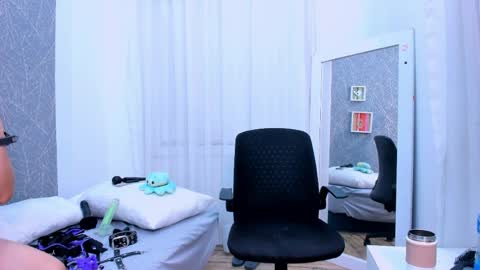 viictoriiasaenz online show from 03-26-26, 03:45