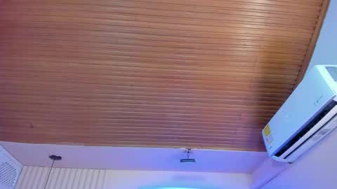 Viiolett online show from 09-14-25, 07:24