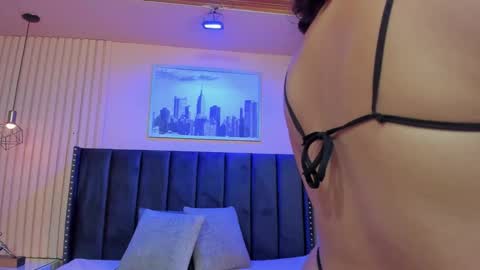 Viiolett online show from 11-15-25, 09:43