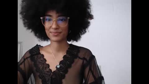 viiolettaaa online show from 05-05-26, 07:44