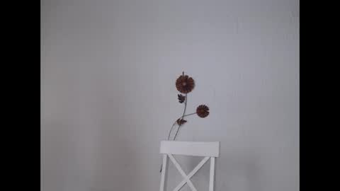 viiolettaaa online show from 05-30-26, 09:45