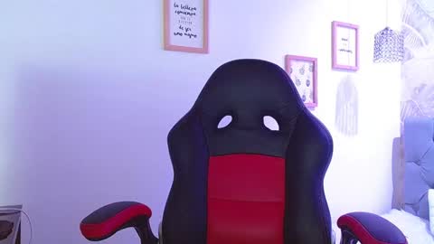 Snapshot of viiolleta chatting on 01-18-25, 06:32 viioleta online show from 01-18-25, 06:32