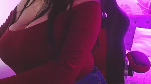 Snapshot of viiolleta chatting on 01-28-25, 12:22 viioleta online show from 01-28-25, 12:22