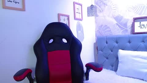 Snapshot of viiolleta chatting on 02-04-25, 06:27 viioleta online show from 02-04-25, 06:27