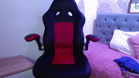 Snapshot of viiolleta chatting on 02-08-25, 04:04 viioleta online show from 02-08-25, 04:04