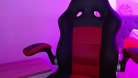 Snapshot of viiolleta chatting on 02-17-25, 12:27 viioleta online show from 02-17-25, 12:27