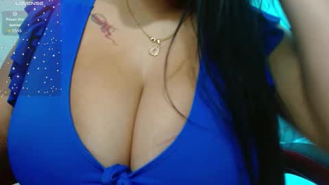 Snapshot of viiolleta chatting on 11-26-25, 12:50 viioleta online show from 11-26-25, 12:50