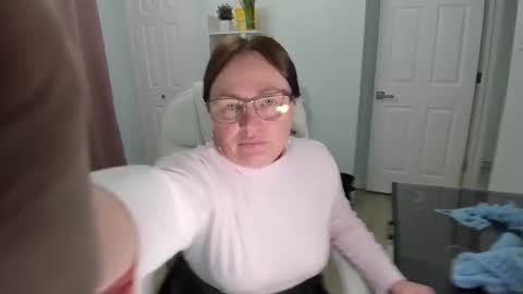 Ukrainian-woman online show from 02-12-25, 05:26