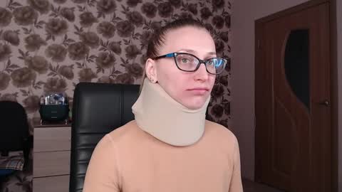 Snapshot of vikaericka chatting on 01-19-25, 07:15 Vika online show from 01-19-25, 07:15