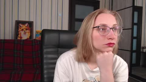 Vika online show from 04-28-26, 04:28