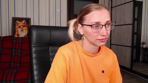 Vika online show from 07-16-26, 04:24