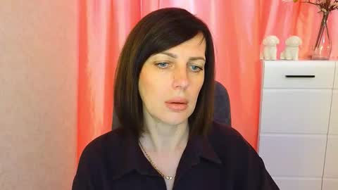 Vika online show from 11-15-25, 10:23