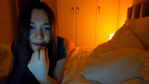 Snapshot of vikawels chatting on 02-08-26, 10:24 Vika online show from 02-08-26, 10:24