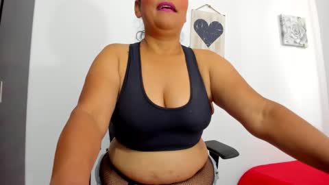 Viki Mom  online show from 11-12-25, 05:46