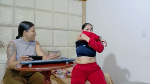 vikiTomson online show from 01-12-26, 01:16