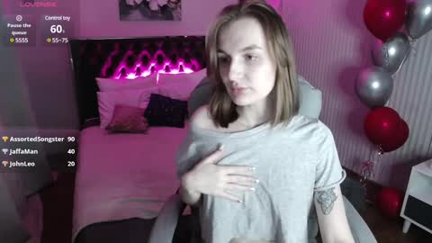 Vikky online show from 03-09-25, 04:16