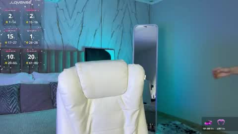 Vikky online show from 09-26-25, 12:58