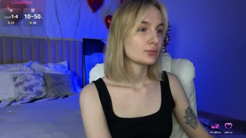 Vikky online show from 03-16-26, 12:38