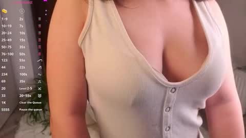 Vixi online show from 02-23-26, 06:27