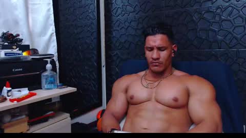 Viktor Herrera online show from 01-10-25, 05:24