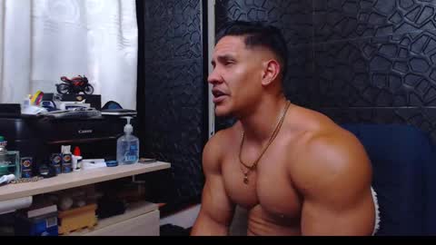 Viktor Herrera online show from 01-20-25, 06:10