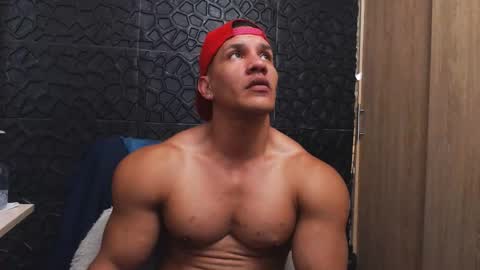 Viktor Herrera online show from 11-02-25, 09:06