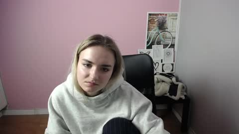 viktoria_lovely online show from 01-14-25, 09:13