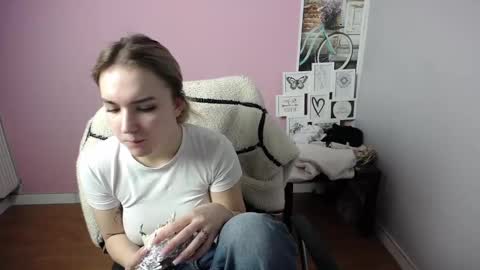 viktoria_lovely online show from 02-18-25, 09:10