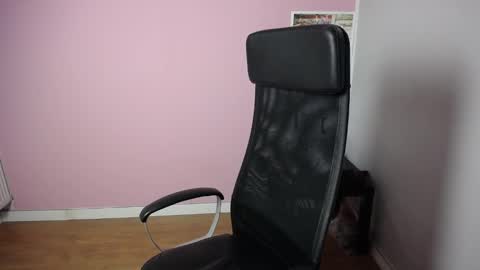 viktoria_lovely online show from 09-17-25, 05:31