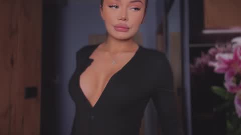 Snapshot of viktoria_www chatting on 03-14-26, 07:52 Viktoria www online show from 03-14-26, 07:52