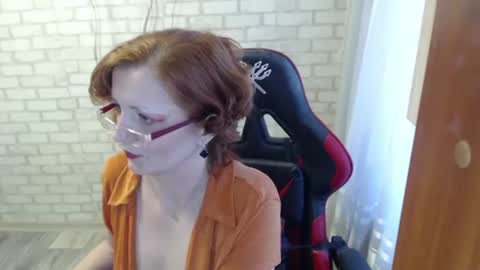 Snapshot of vikualex69 chatting on 06-22-26, 06:54 vikualex69 online show from 06-22-26, 06:54