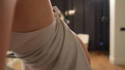 Lana online show from 02-14-25, 05:25