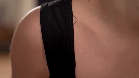 Lana online show from 03-06-25, 05:22