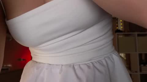 Eva online show from 03-06-25, 02:41