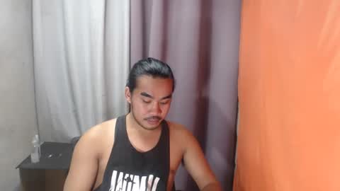 Snapshot of vin_17 chatting on 01-30-25, 05:49 Call me Marvin online show from 01-30-25, 05:49