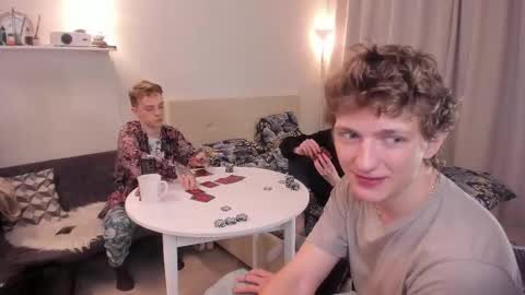 Dimoooooon online show from 10-24-25, 08:49