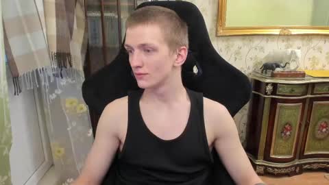 Snapshot of vince__dice chatting on 05-10-26, 05:51 Dimoooooon online show from 05-10-26, 05:51