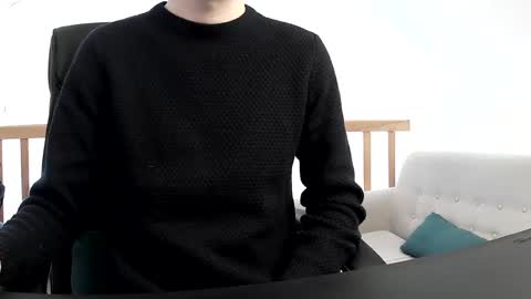 Snapshot of vince_du_80 chatting on 12-14-24, 01:59 Vince online show from 12-14-24, 01:59