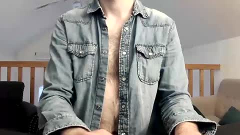 Snapshot of vince_du_80 chatting on 12-17-24, 03:28 Vince online show from 12-17-24, 03:28