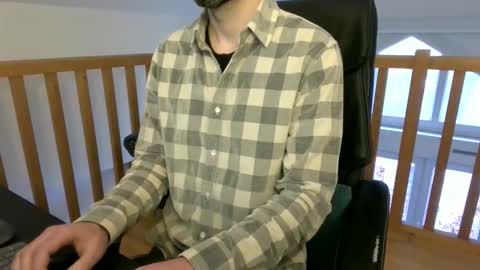 Snapshot of vince_du_80 chatting on 11-21-25, 10:03 Vince online show from 11-21-25, 10:03